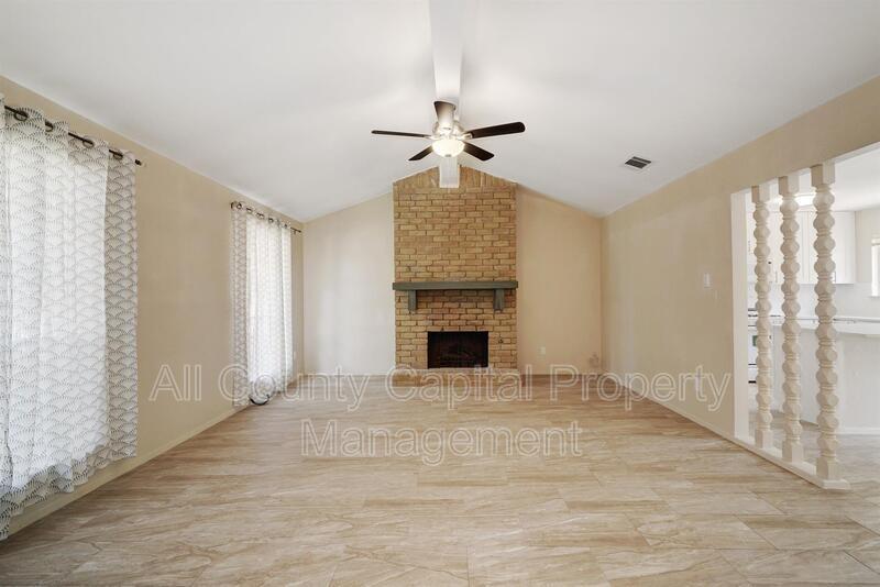 12101 Grey Fawn Path Property Photo 8