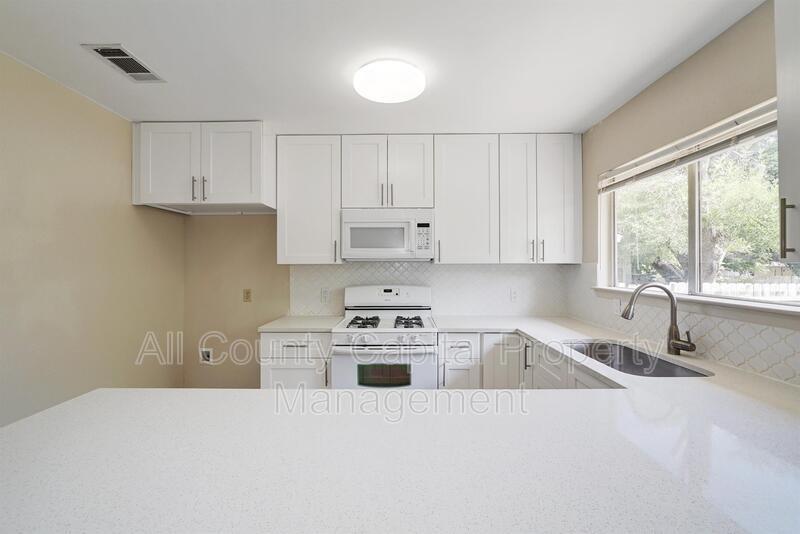 12101 Grey Fawn Path Property Photo 16