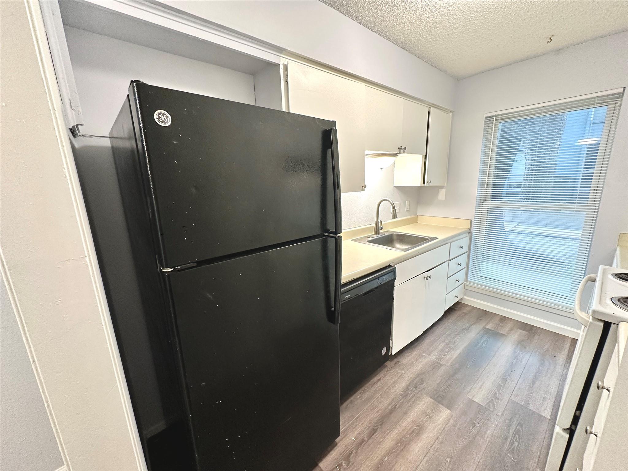 3822 Southway Dr #102 Property Photo 7