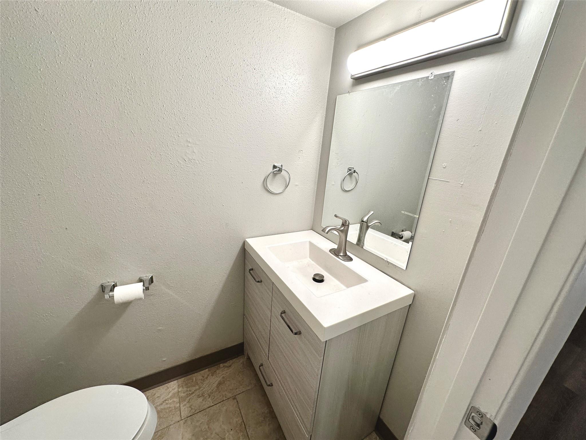 3822 Southway Dr #102 Property Photo 14