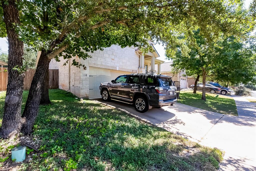 11300 Cherisse Dr Property Photo 2