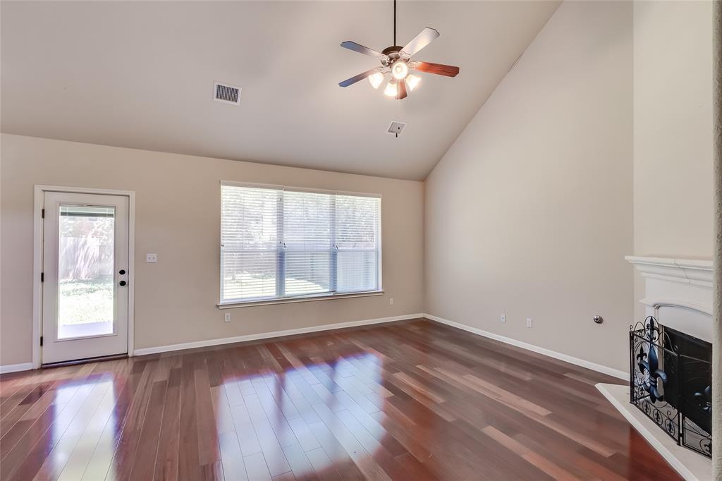 11300 Cherisse Dr Property Photo 8