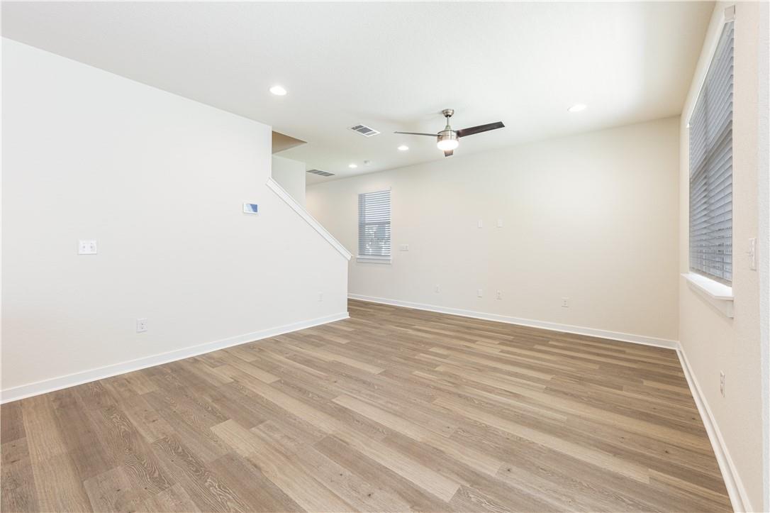 1848 Bonham Ln Property Photo 11