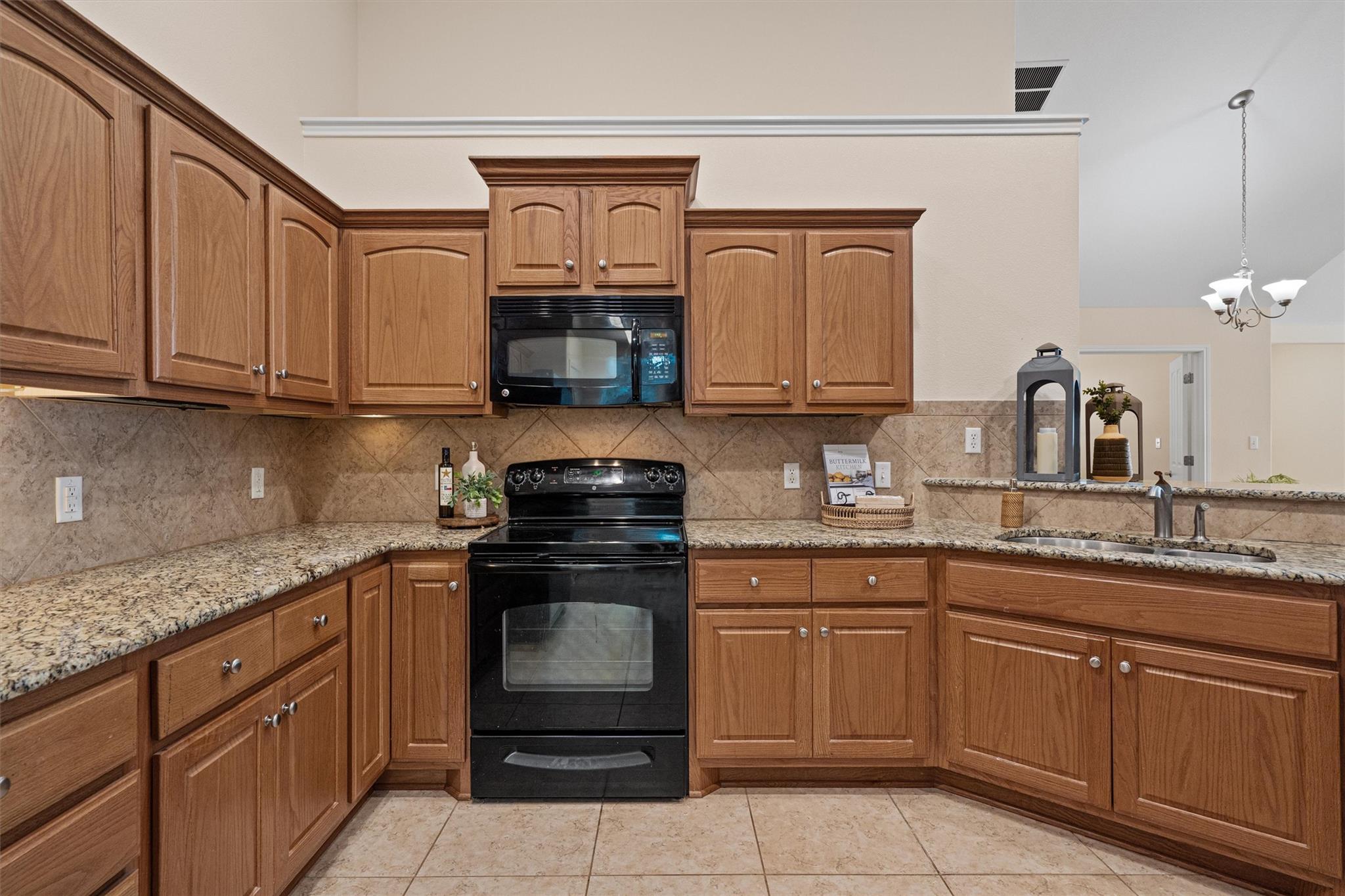 30 Wildwood Dr #91 Property Photo 17