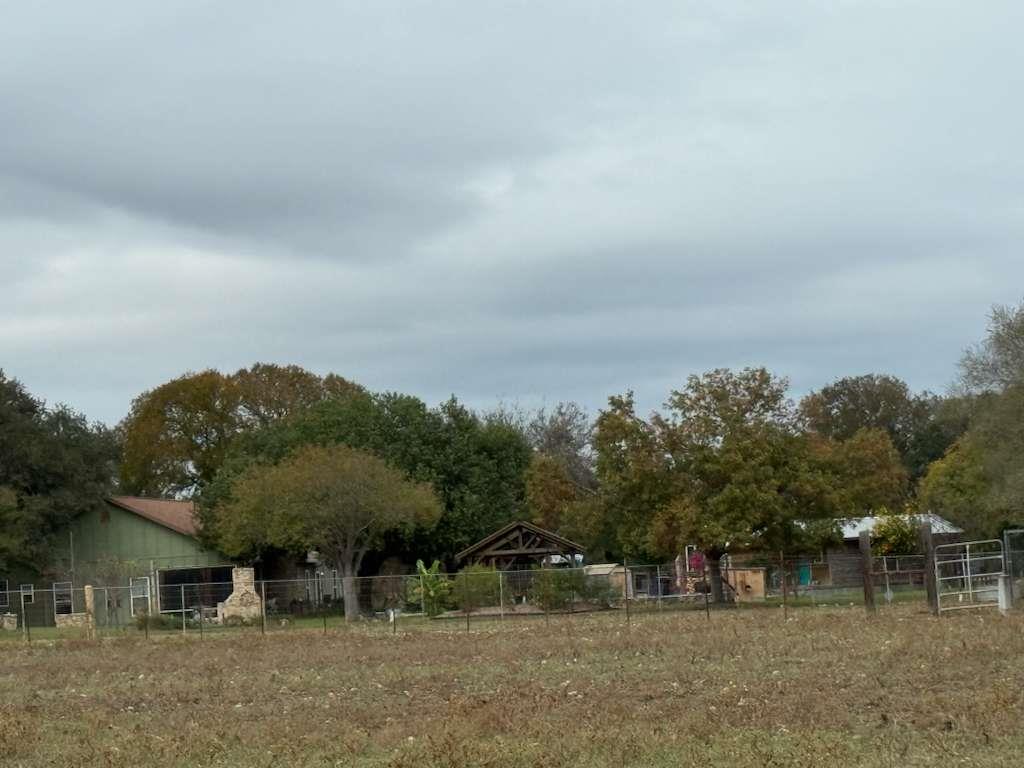 2425 Quail Foot St Property Photo 33