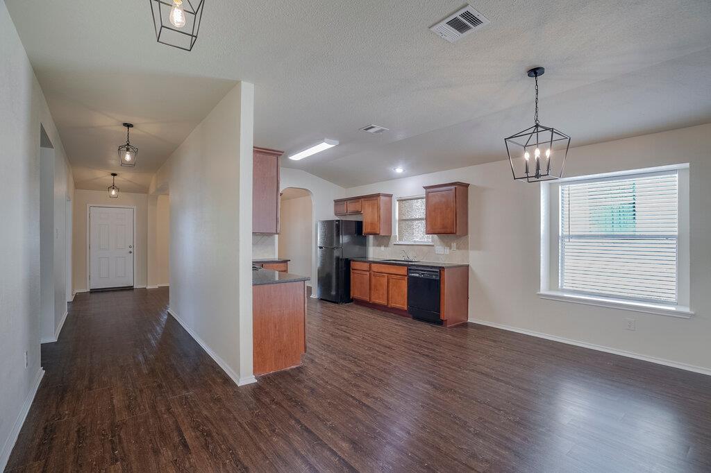 1313 Honey Blossom Dr Property Photo 3