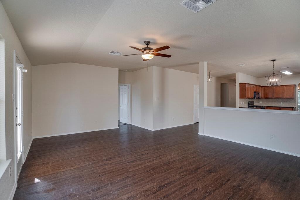 1313 Honey Blossom Dr Property Photo 7