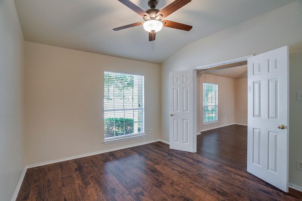 1313 Honey Blossom Dr Property Photo 8
