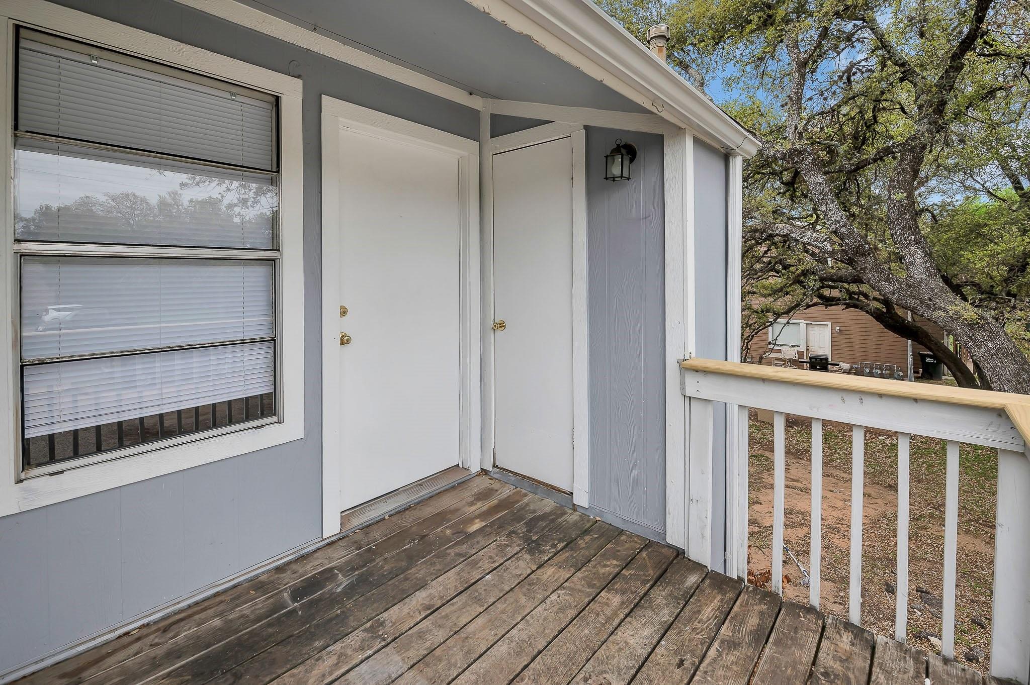 500 Algerita Dr #c Property Photo 3