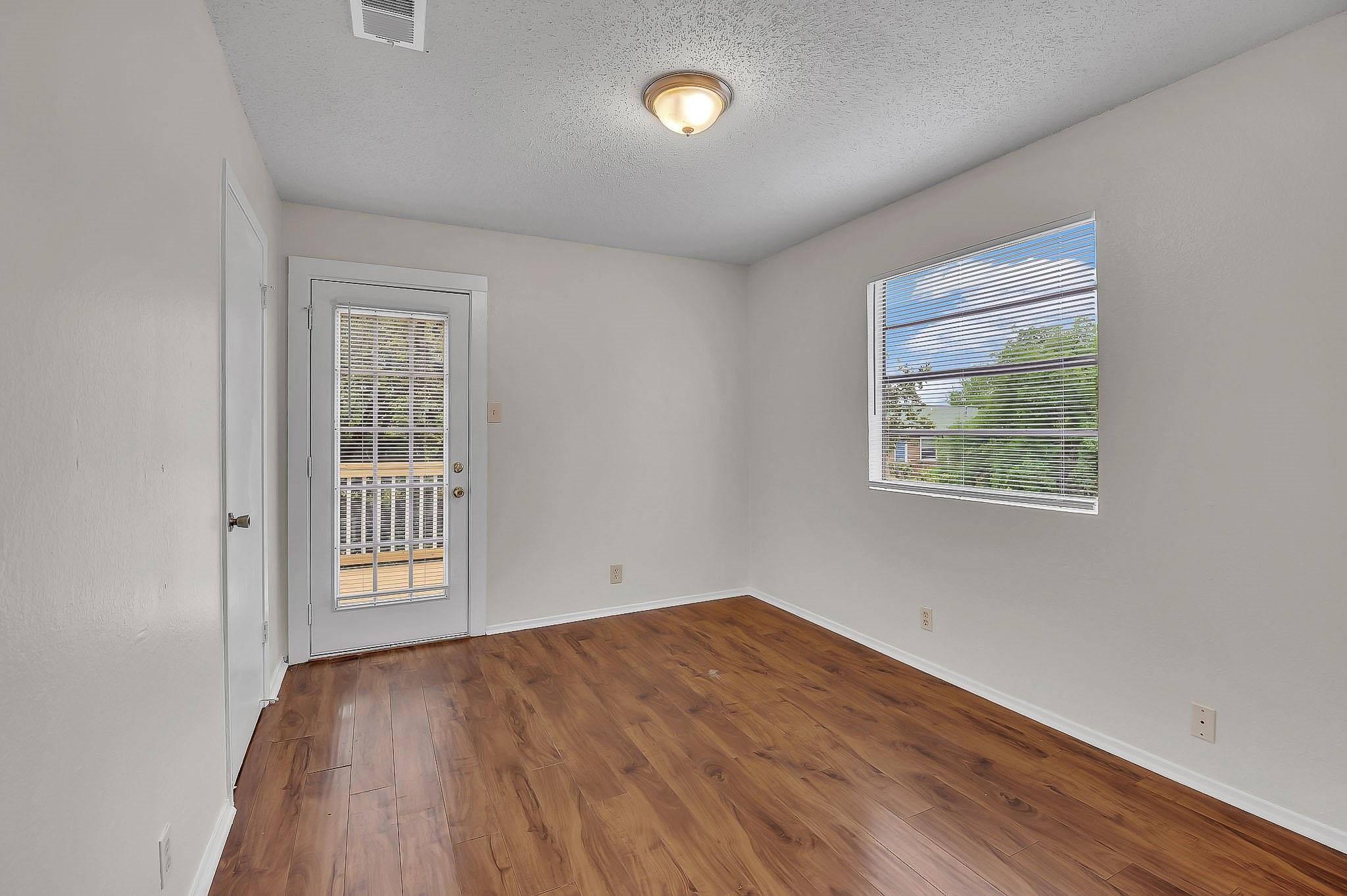 500 Algerita Dr #c Property Photo 18