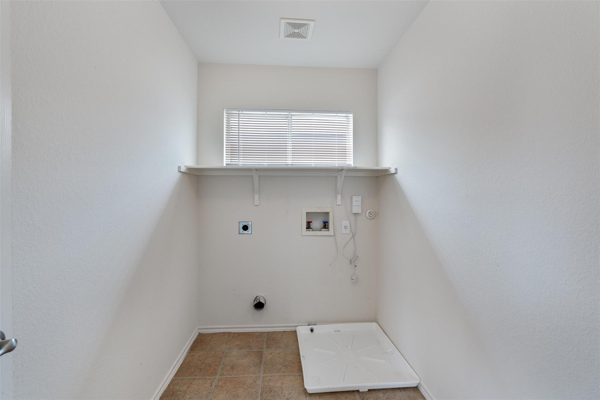 7432 Cayenne Ln Property Photo 19