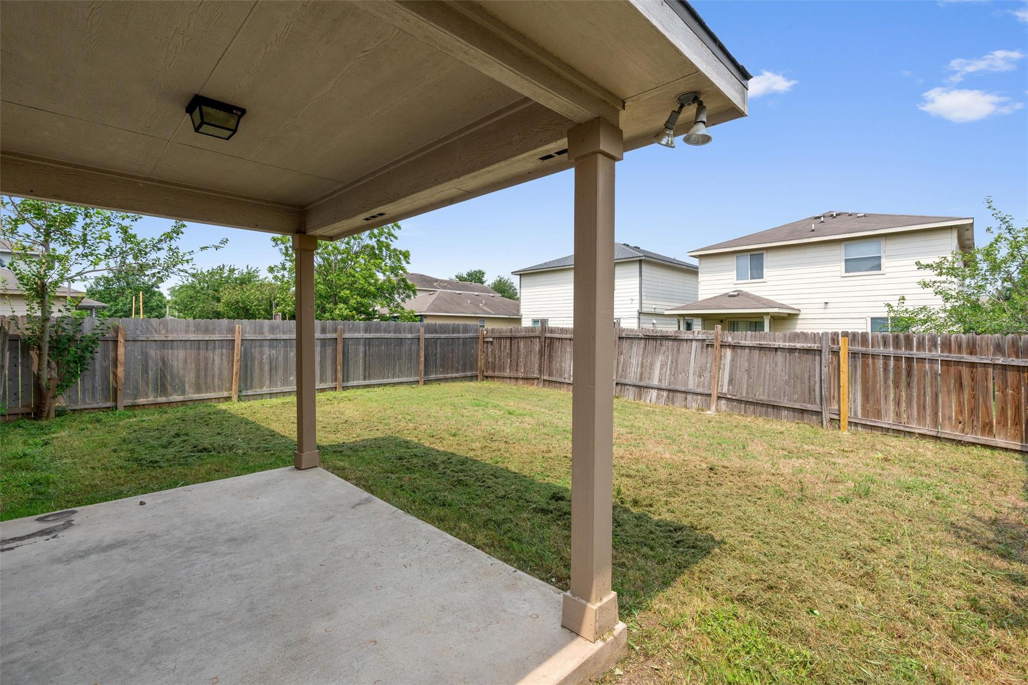 7432 Cayenne Ln Property Photo 27