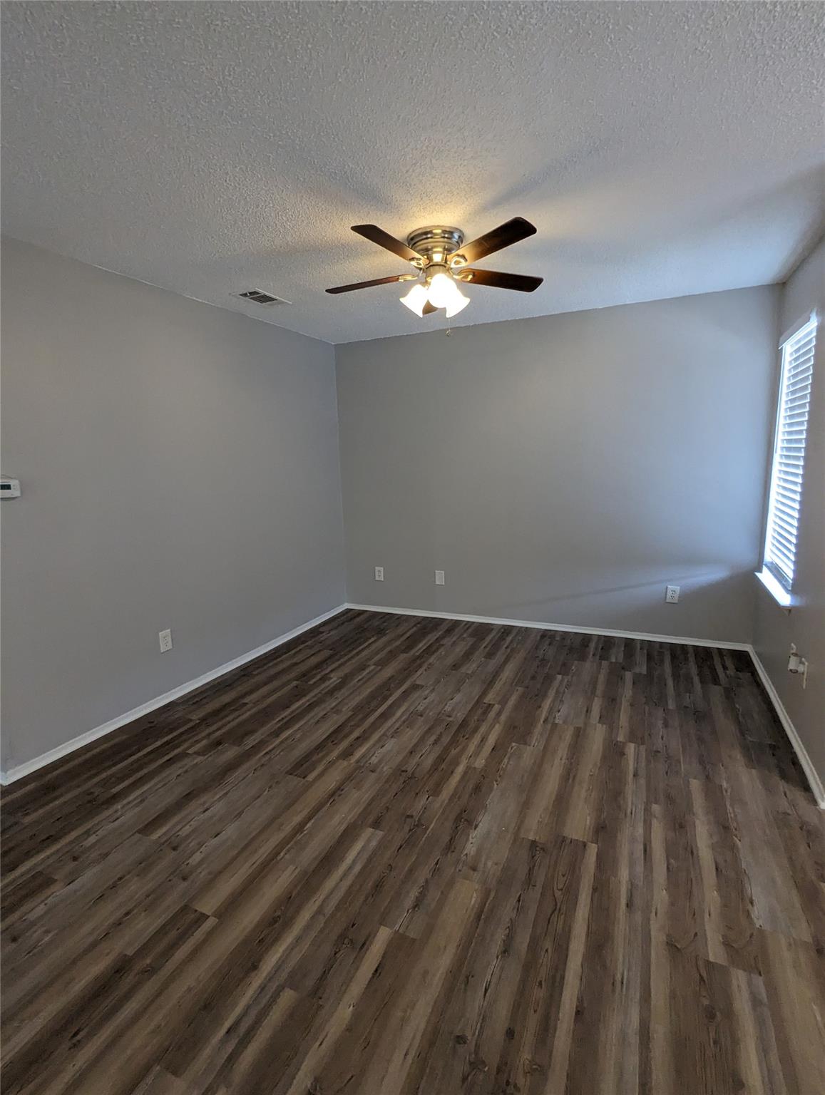 3303 Vintage Hills Cv #c Property Photo 4
