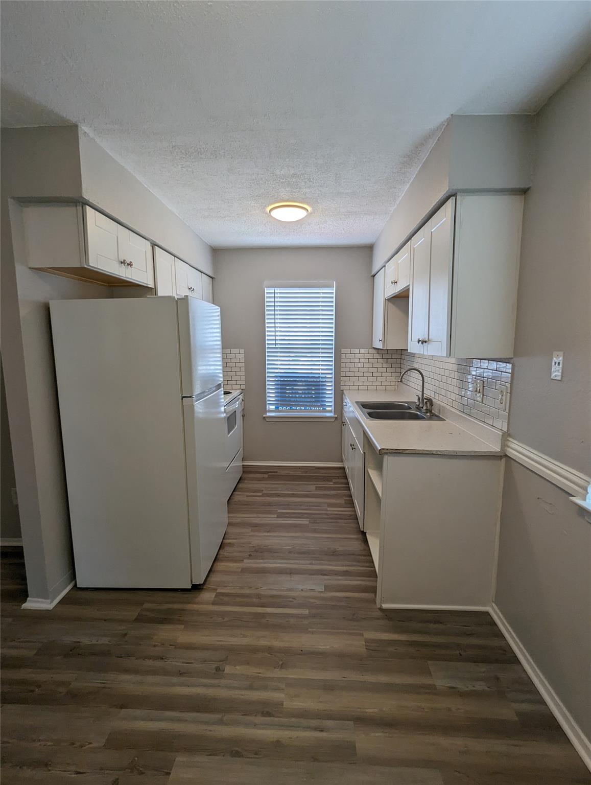 3303 Vintage Hills Cv #c Property Photo 6