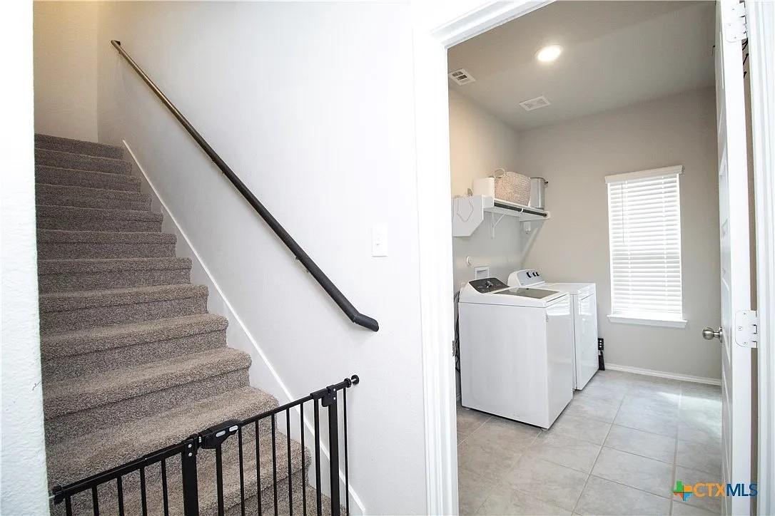 2072 Adeline Way Property Photo 26