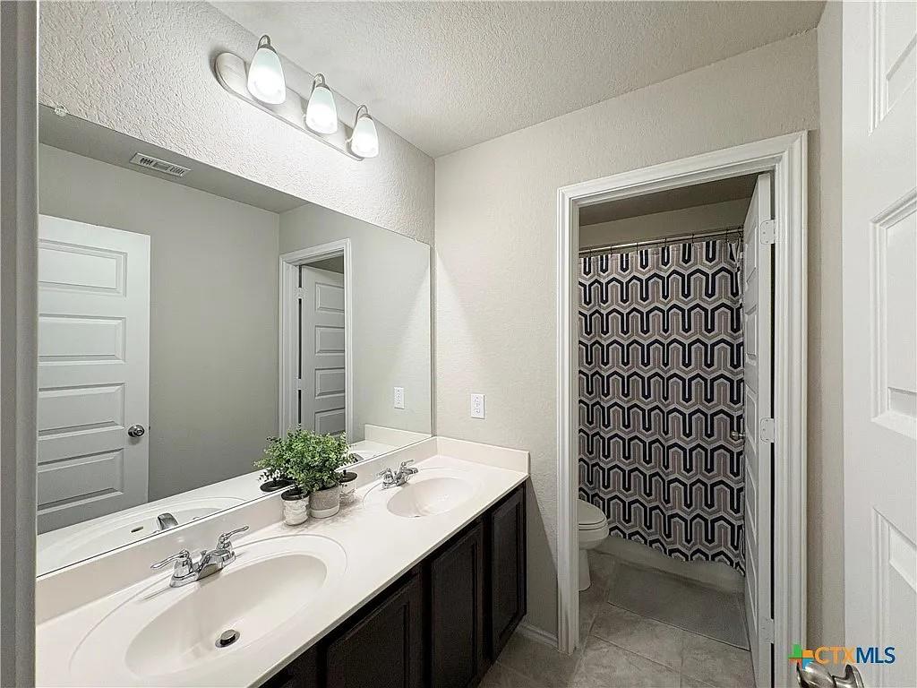 2072 Adeline Way Property Photo 36