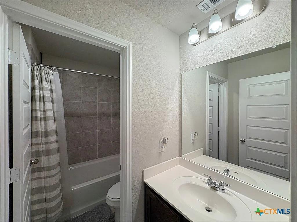 2072 Adeline Way Property Photo 37