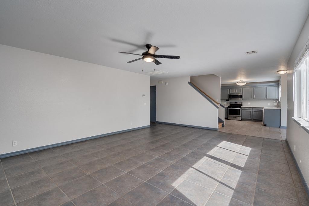 8001 Brienne Dr Property Photo 6