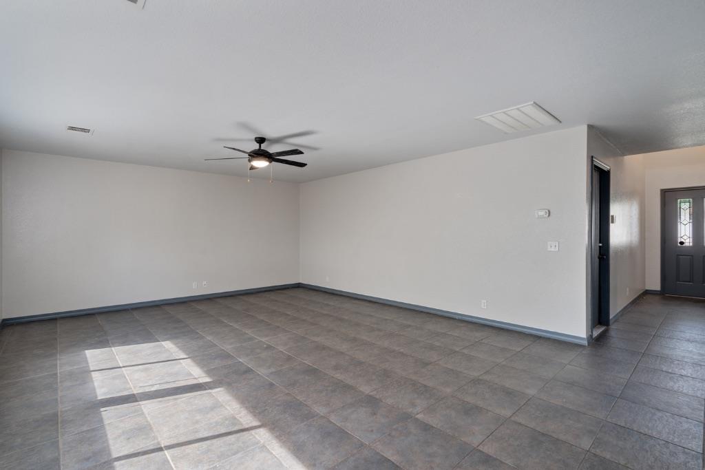 8001 Brienne Dr Property Photo 7