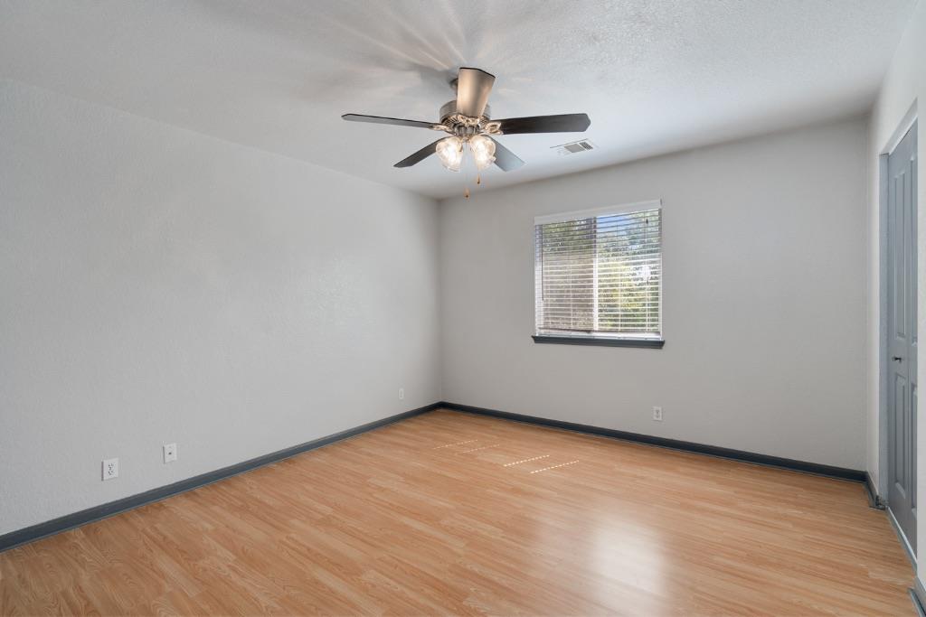 8001 Brienne Dr Property Photo 23