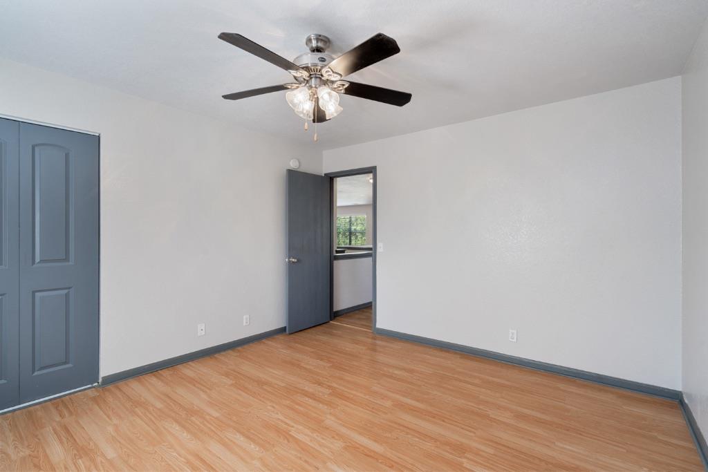 8001 Brienne Dr Property Photo 24