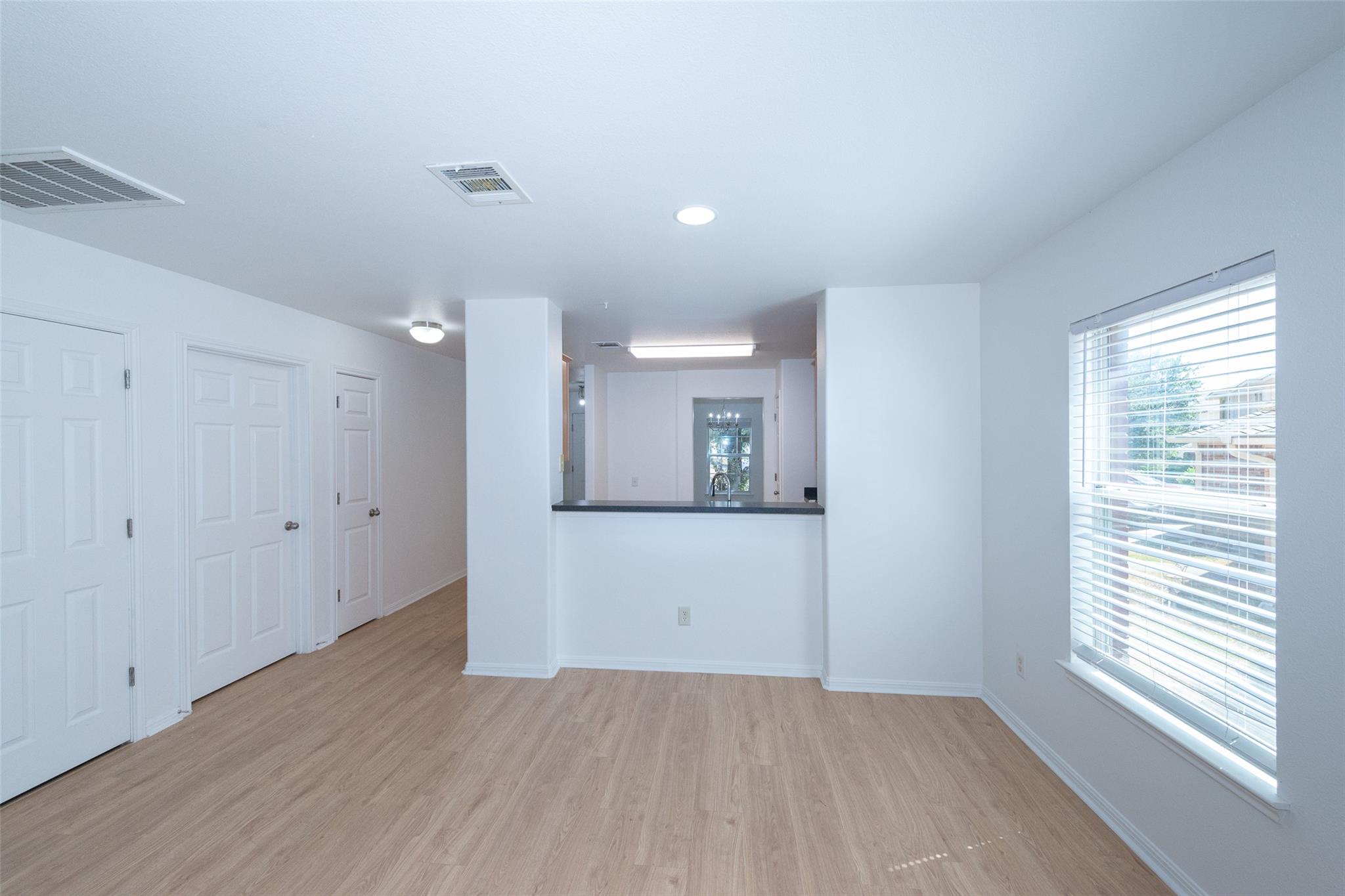 3717 Holden Ct Property Photo 9