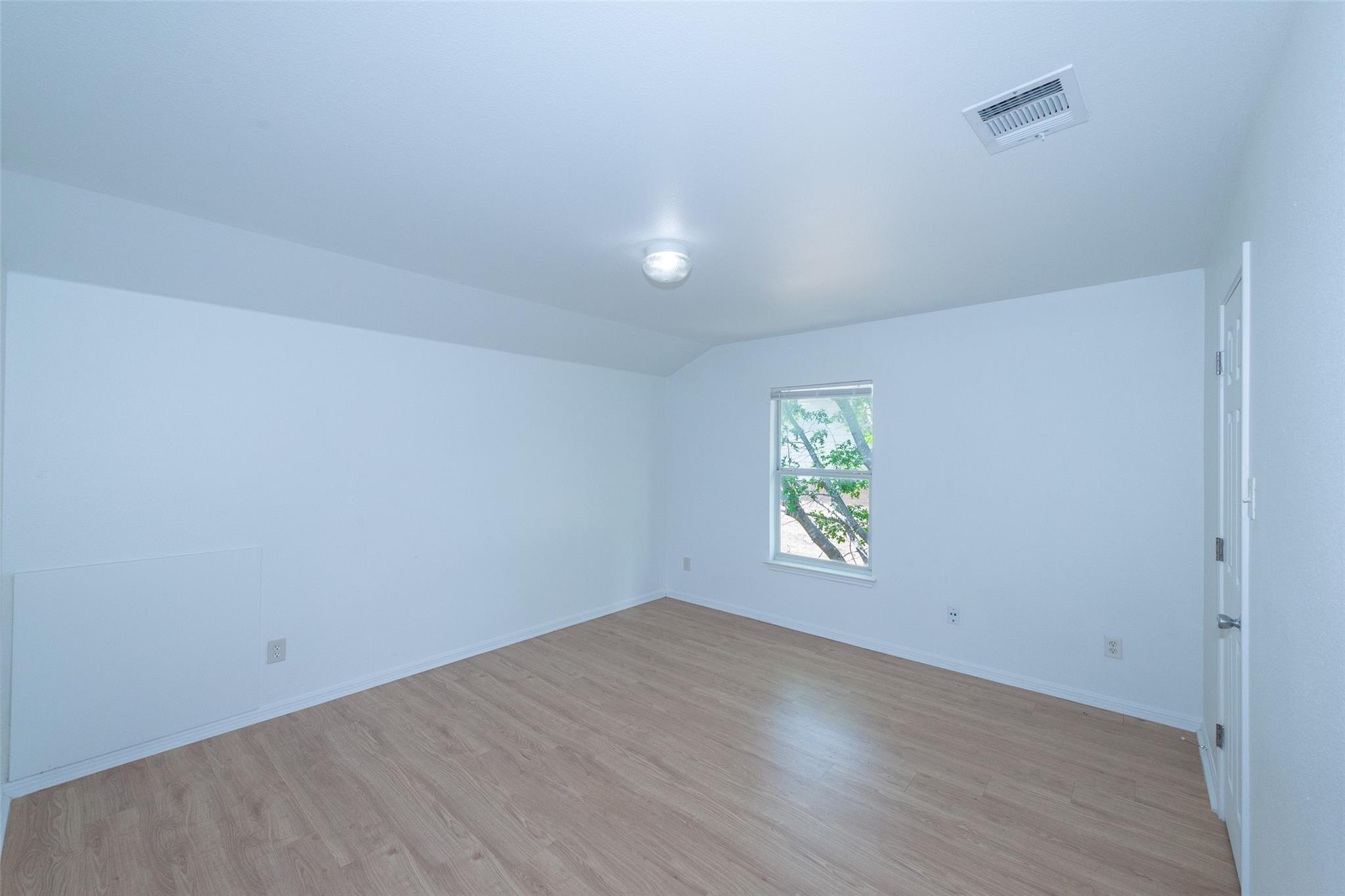 3717 Holden Ct Property Photo 25
