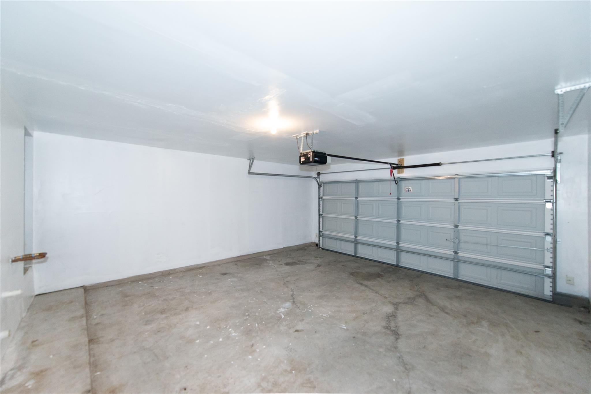 3717 Holden Ct Property Photo 30
