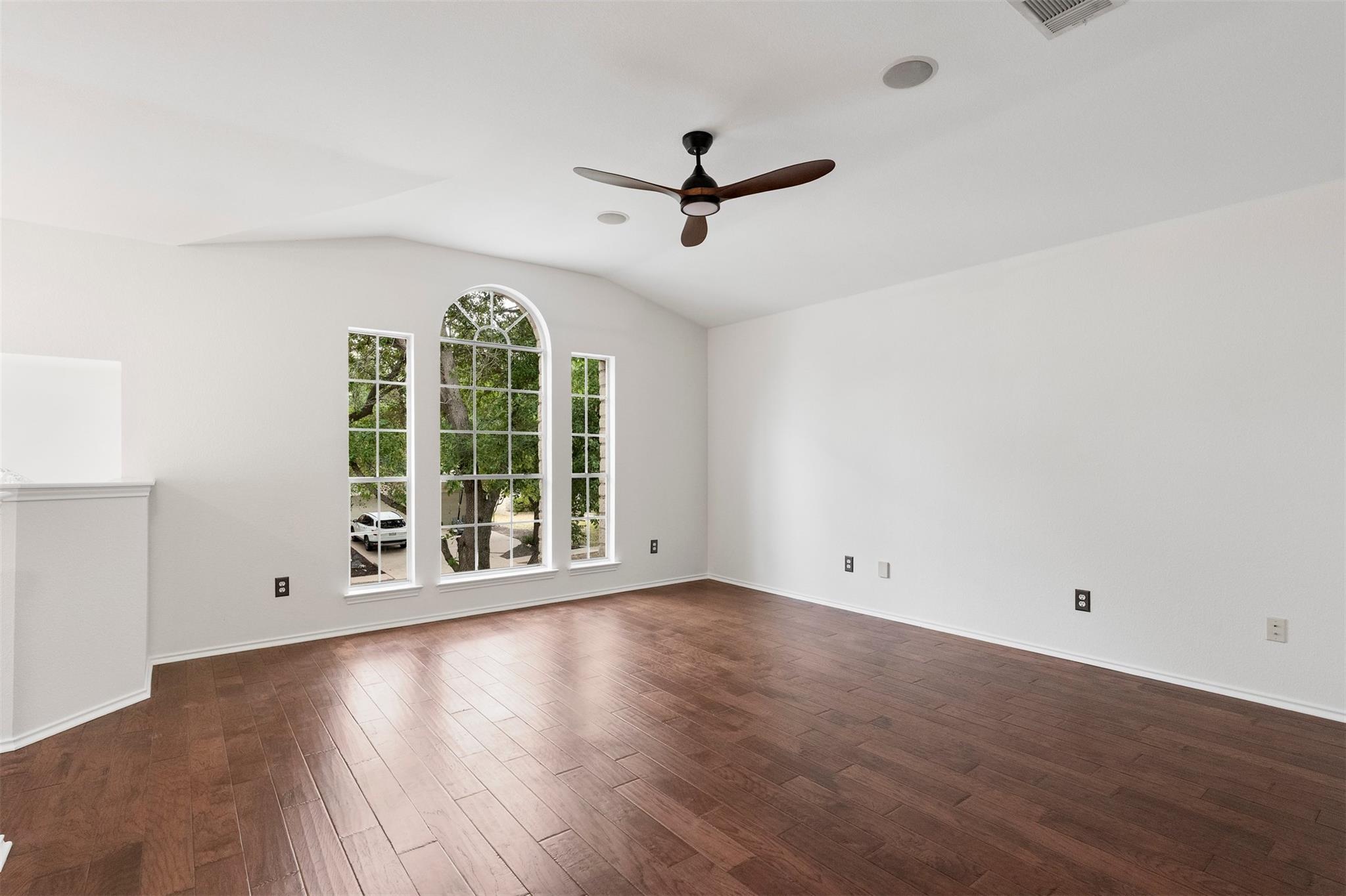 4732 Norman Trl Property Photo 6