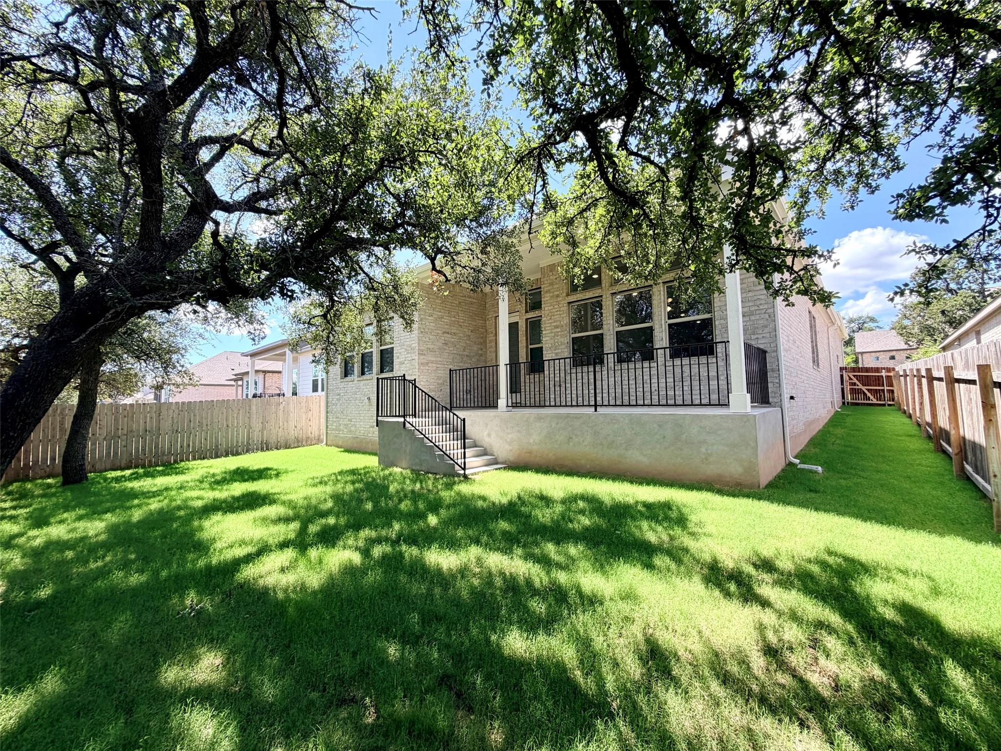 1141 Cole Estates Dr Property Photo 13