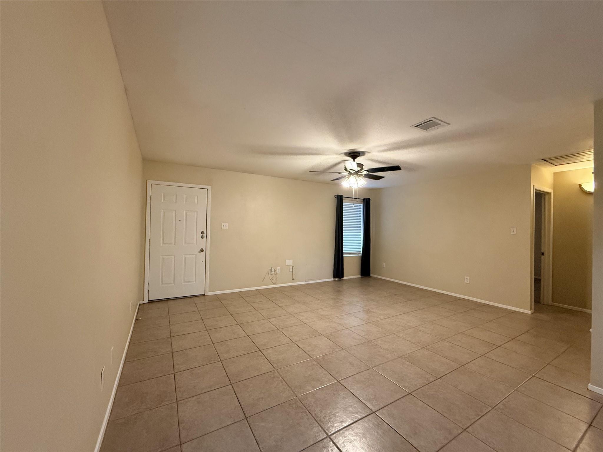 7907 Dunn St #a Property Photo 3