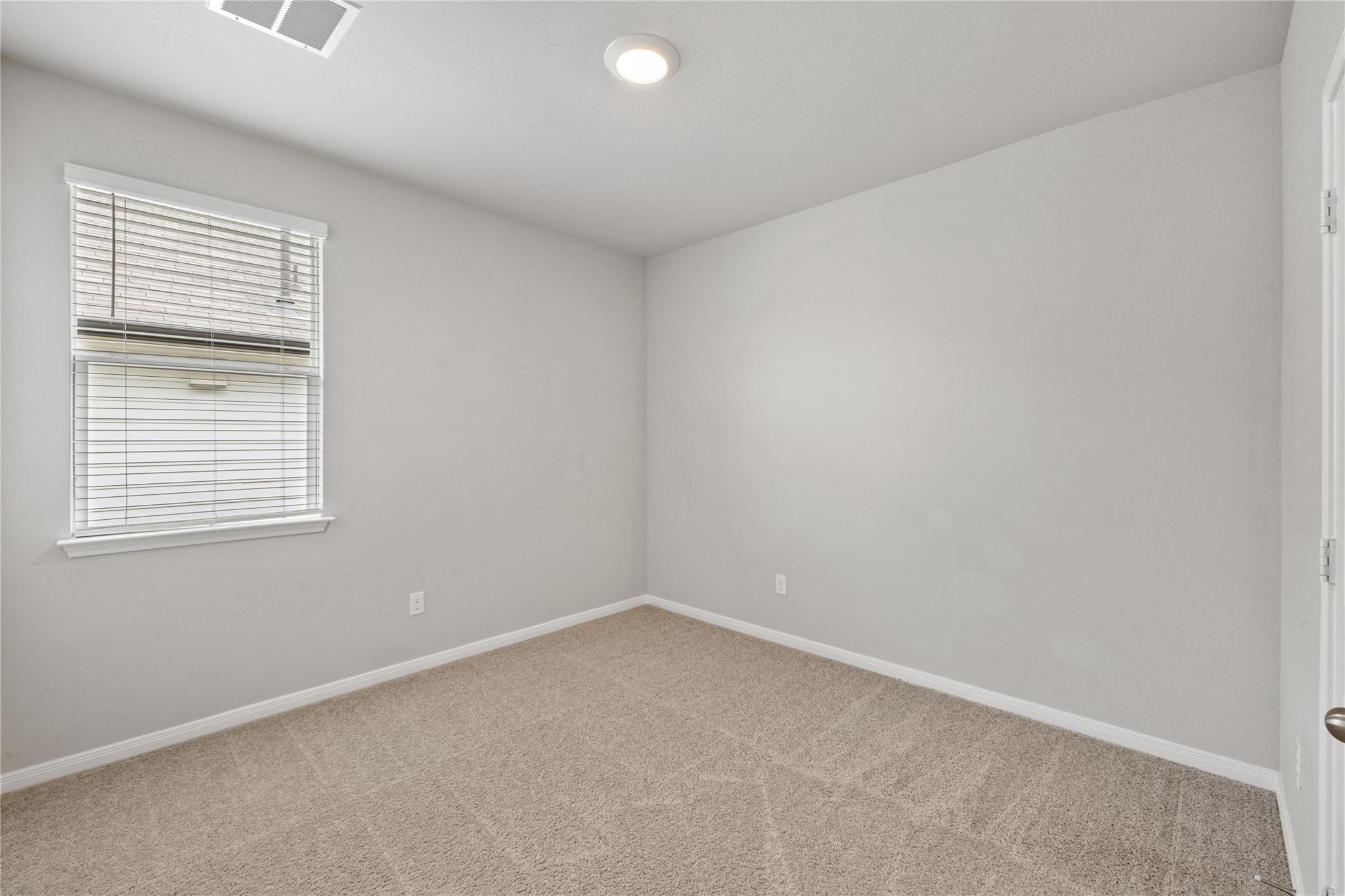 173 Frostweed Dr Property Photo 29