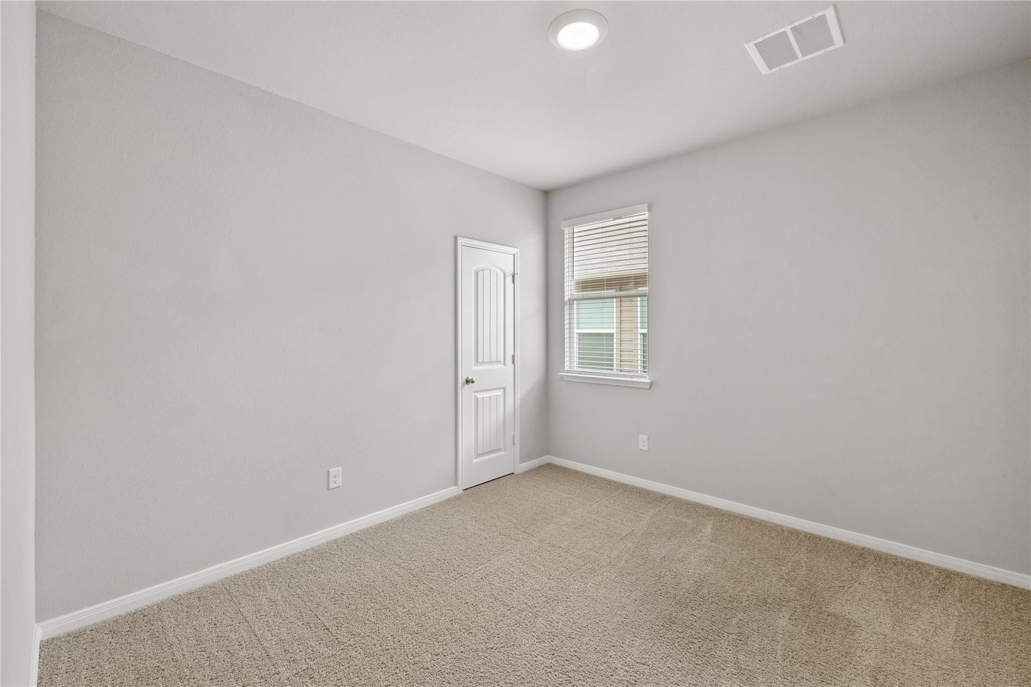173 Frostweed Dr Property Photo 31