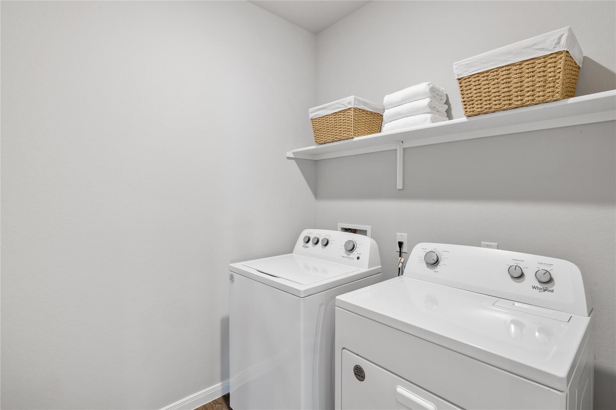 173 Frostweed Dr Property Photo 32