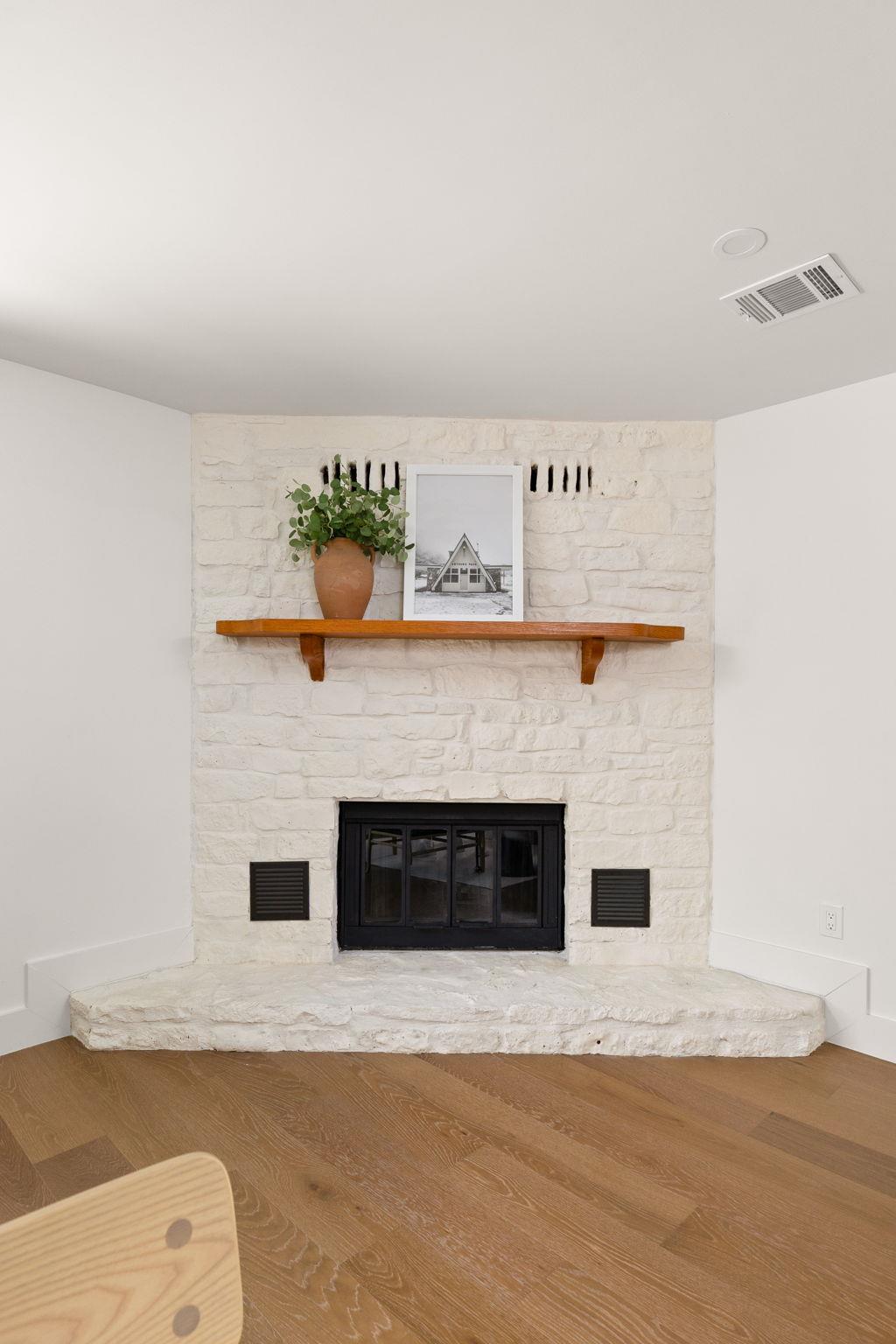 4501 Packsaddle None Property Photo 19