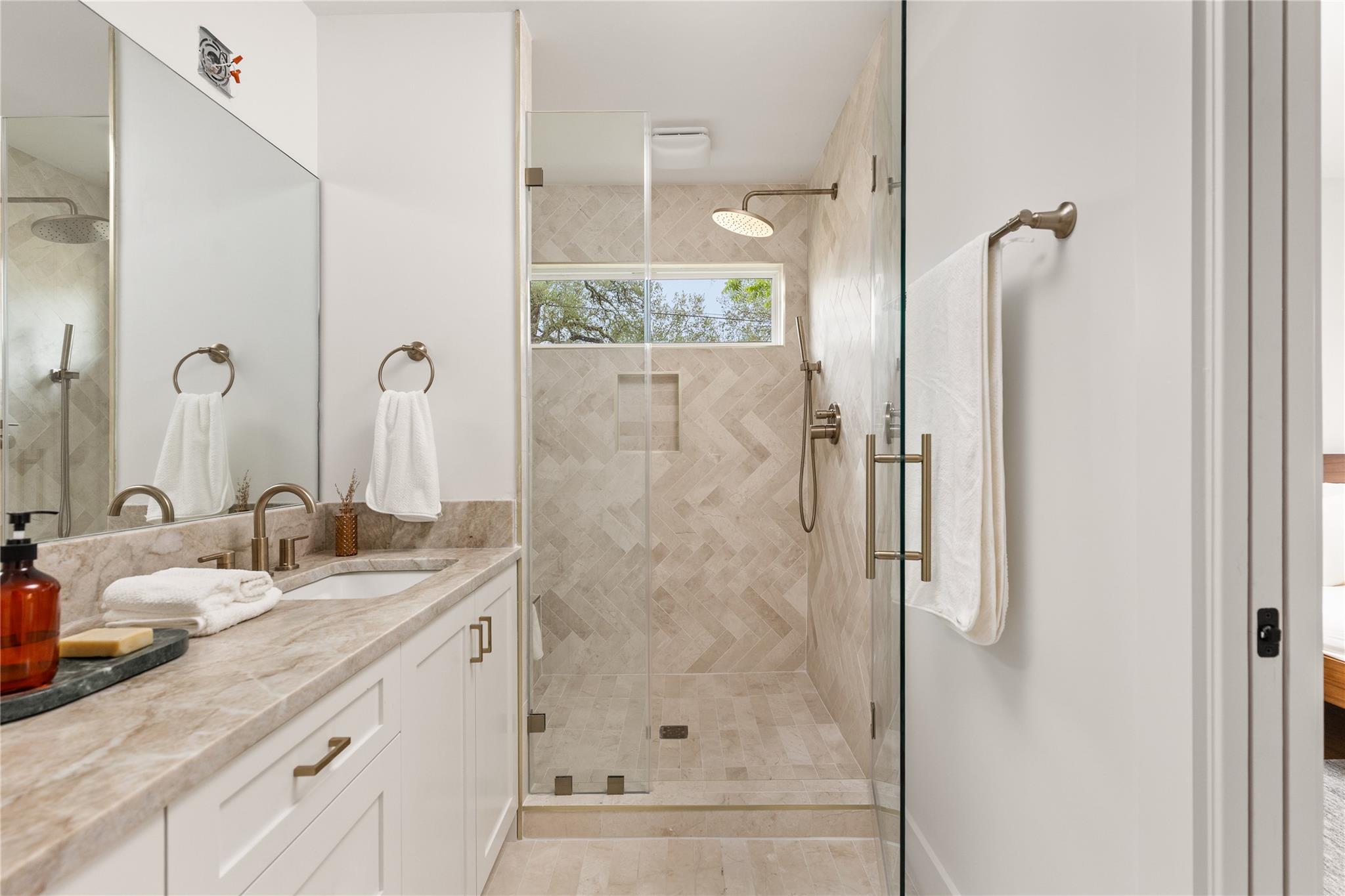 4501 Packsaddle None Property Photo 26
