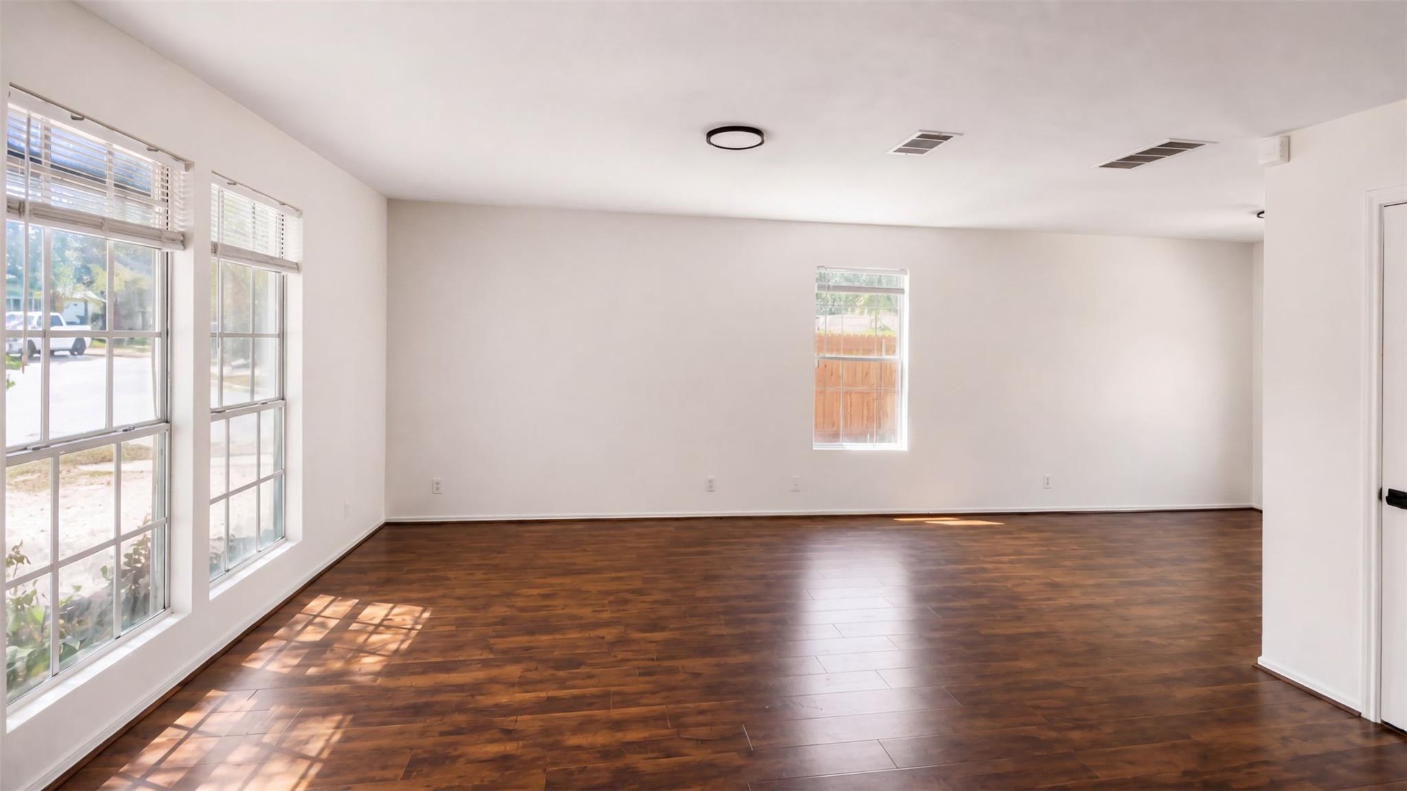 13800 Spring Heath Rd Property Photo 3