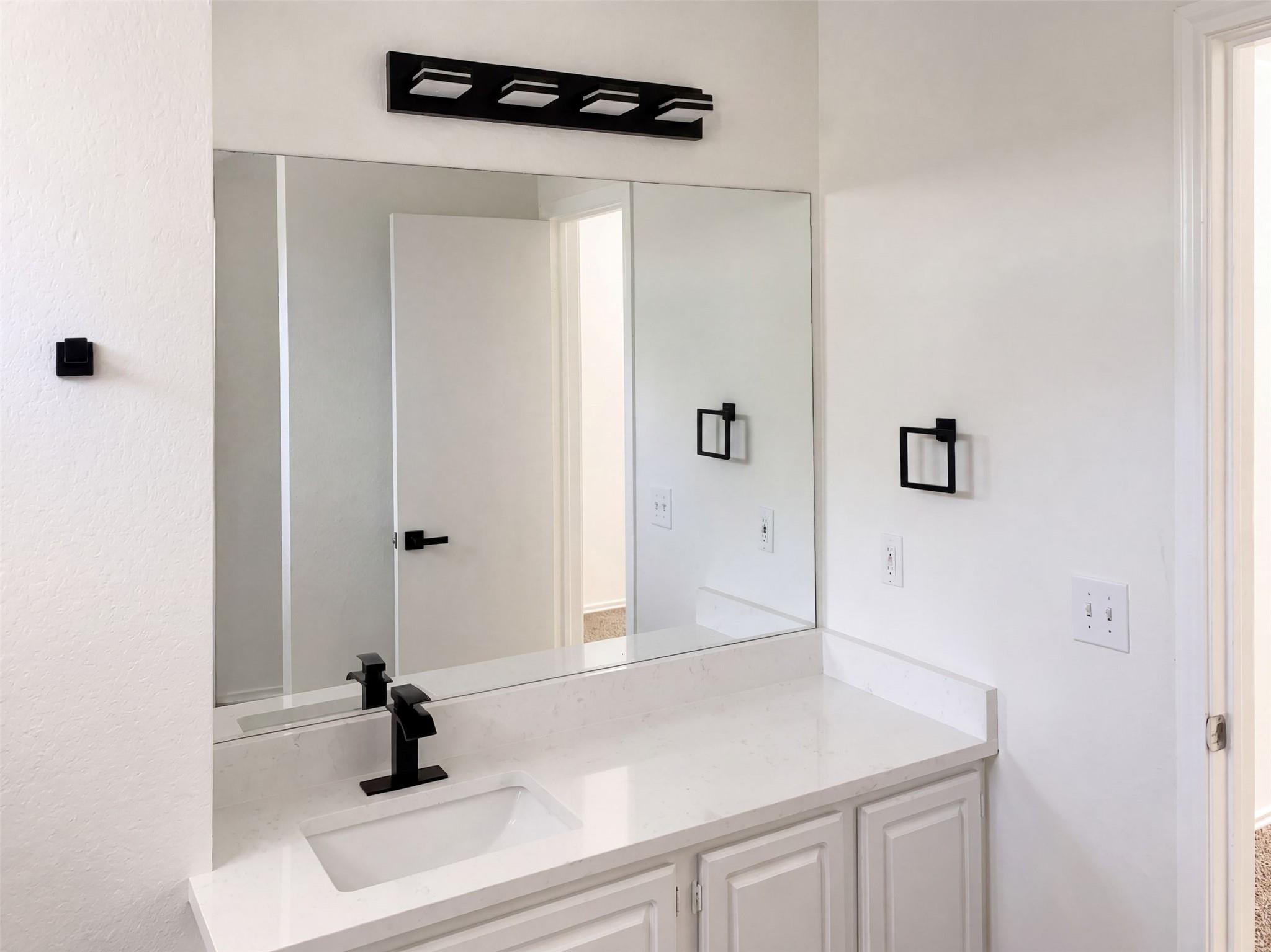 13800 Spring Heath Rd Property Photo 12