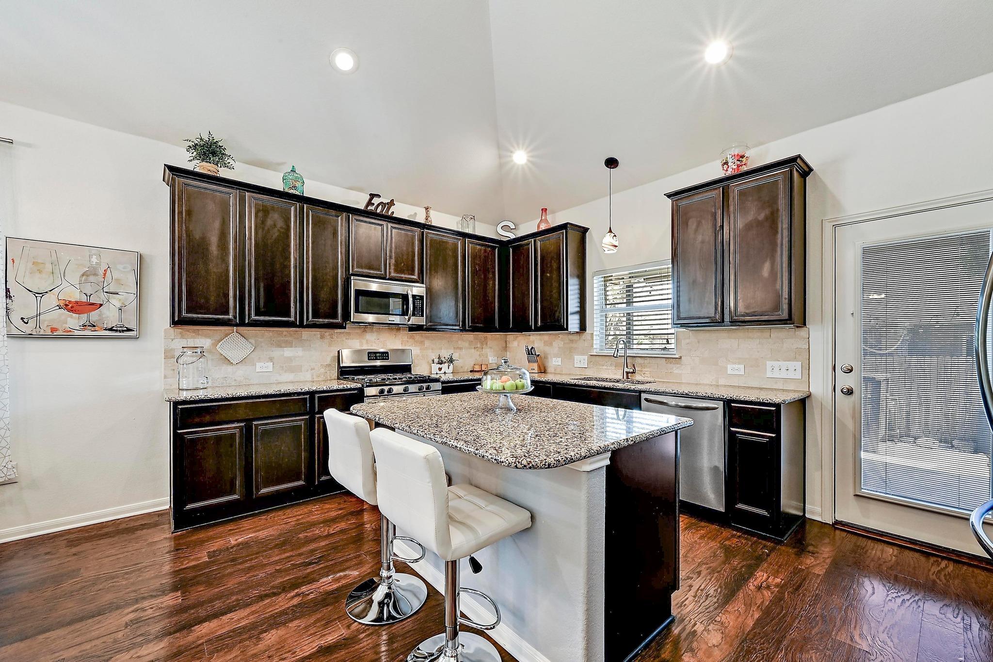 2605 Etta May Ln Property Photo 11