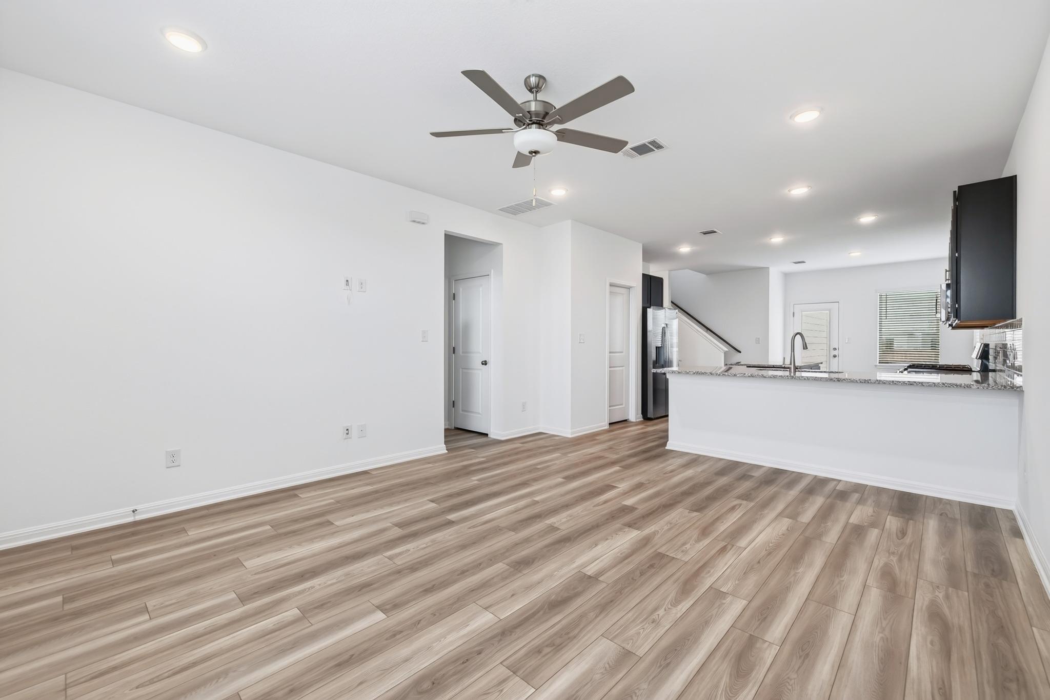 132 Christy St Property Photo 2
