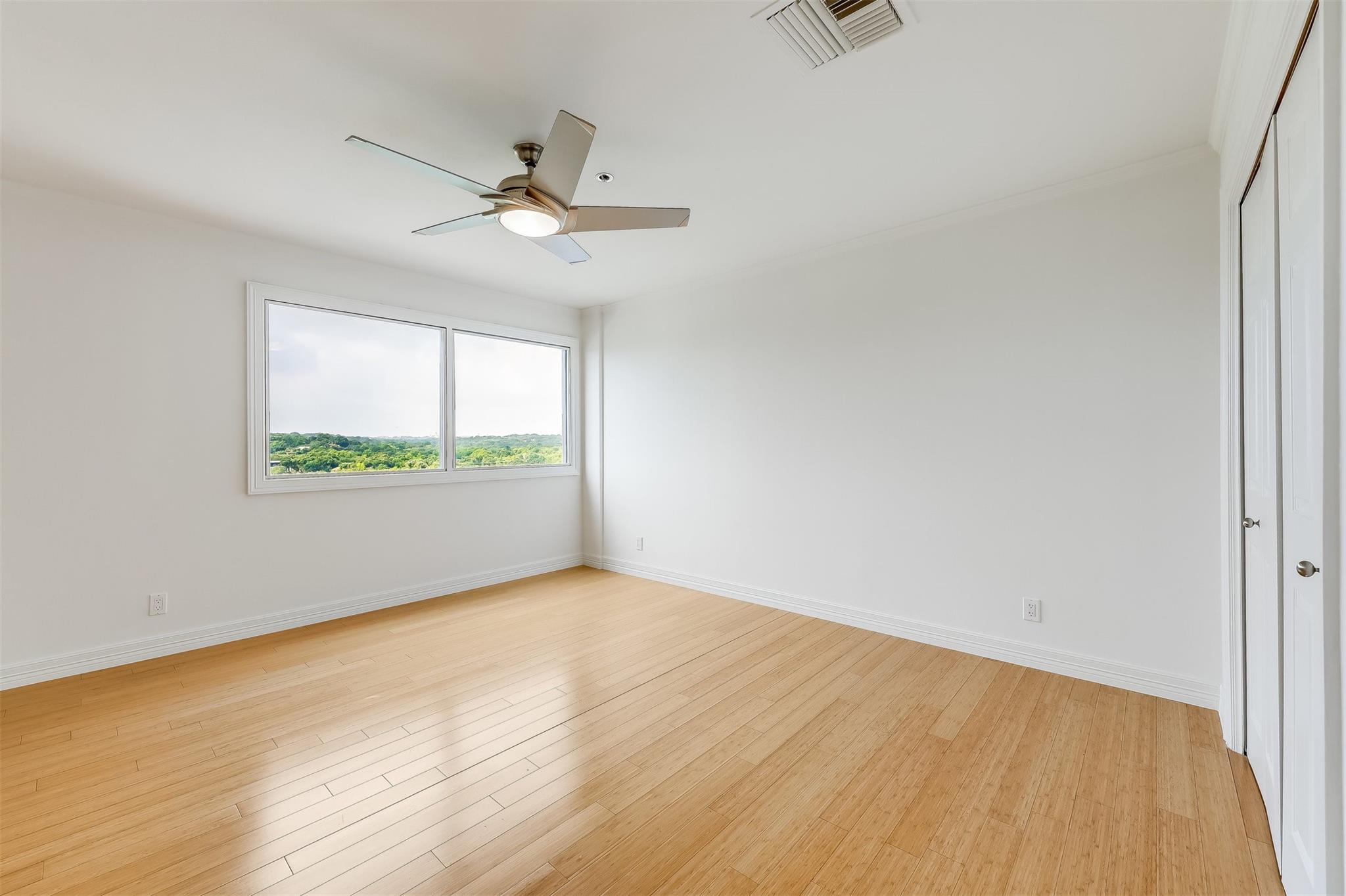 40 N Interstate 35 10b1 Property Photo 28