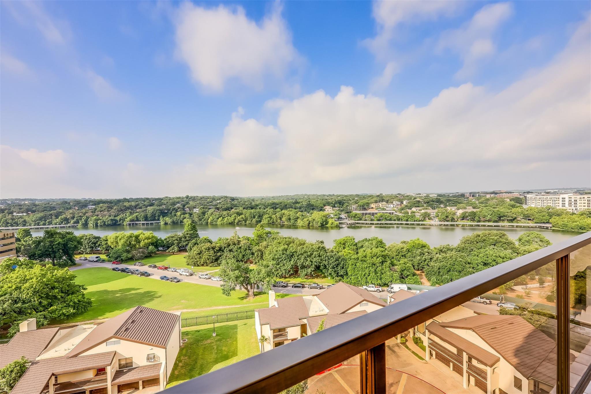 40 N Interstate 35 10b1 Property Photo 29