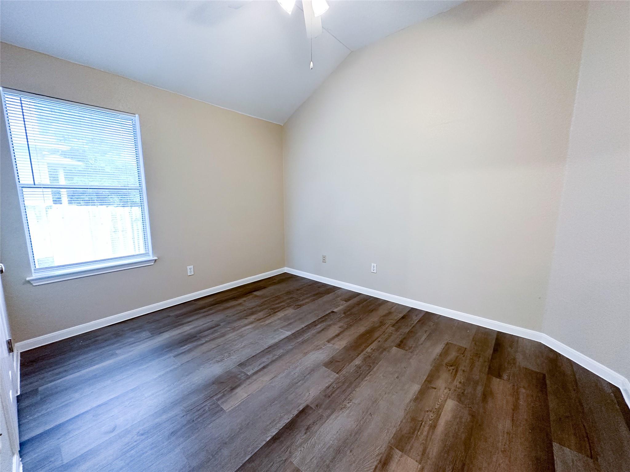 1386 Ashberry Trl Property Photo 7