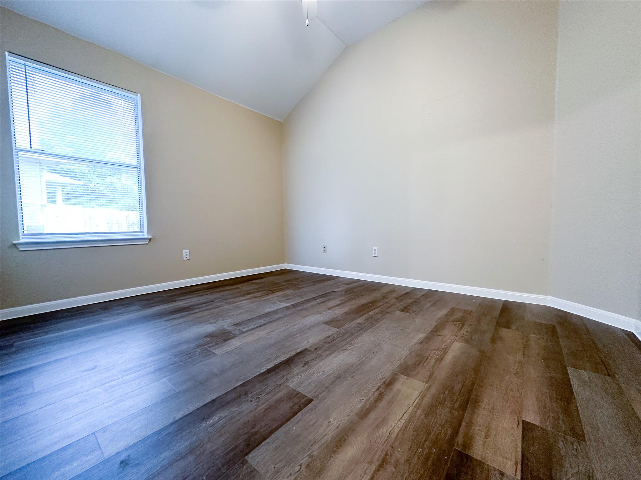 1386 Ashberry Trl Property Photo 8
