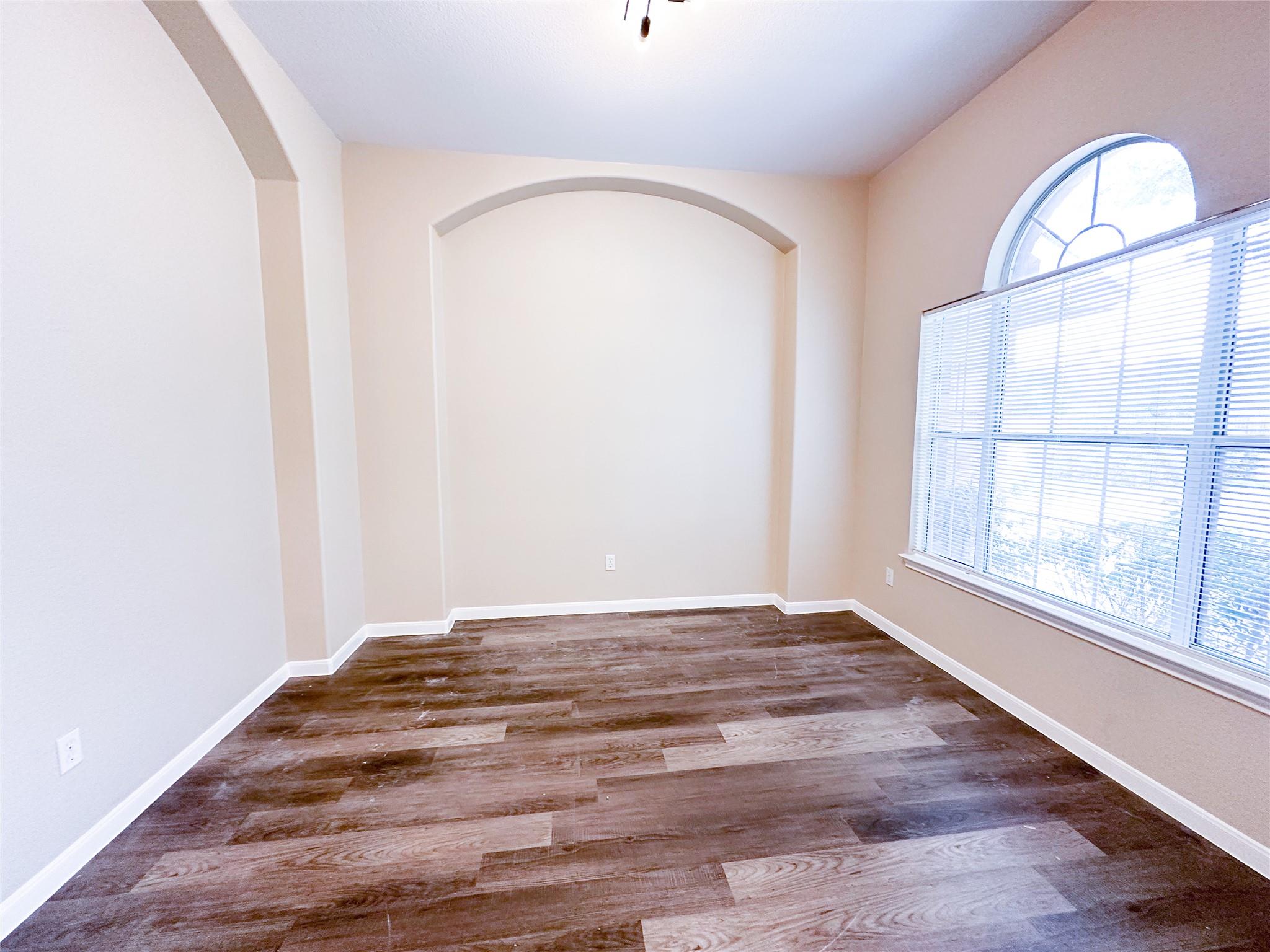 1386 Ashberry Trl Property Photo 15