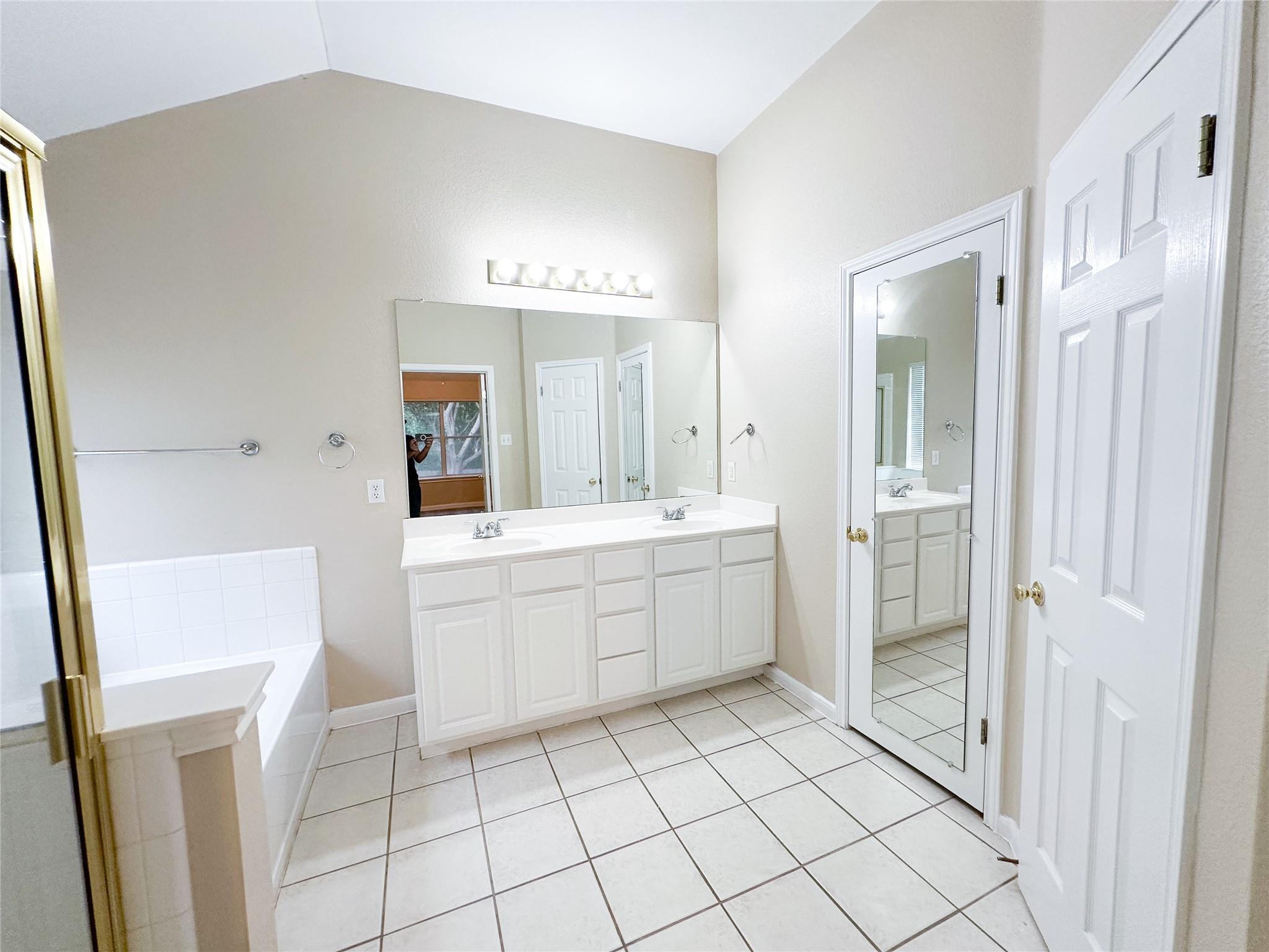1386 Ashberry Trl Property Photo 26