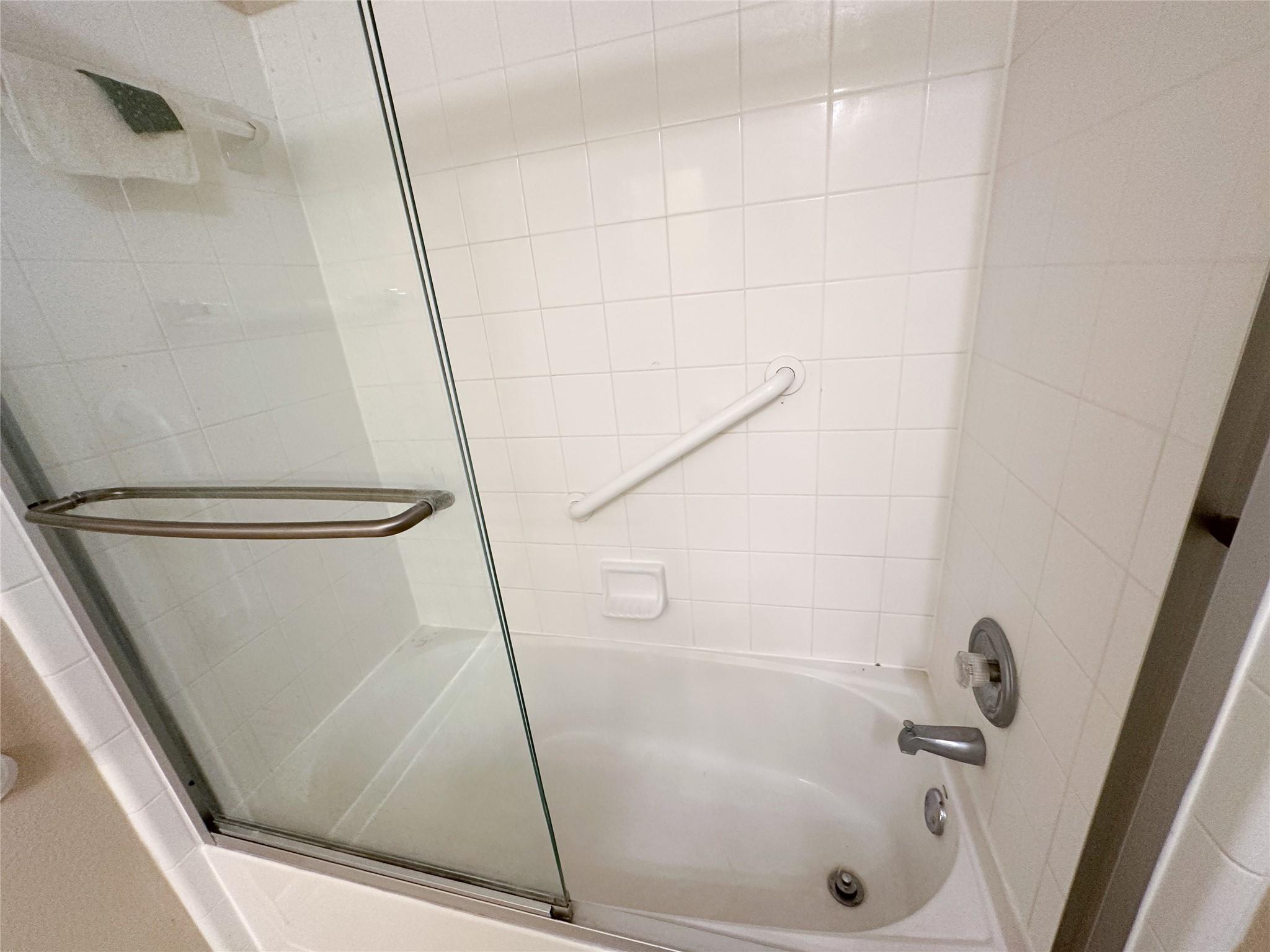 1386 Ashberry Trl Property Photo 36