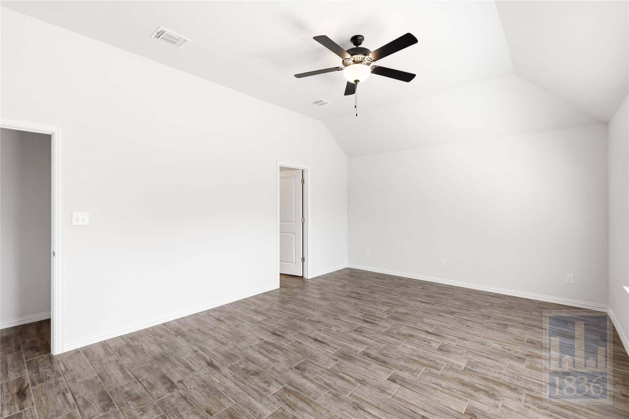 188 Danbark Dr Property Photo 13