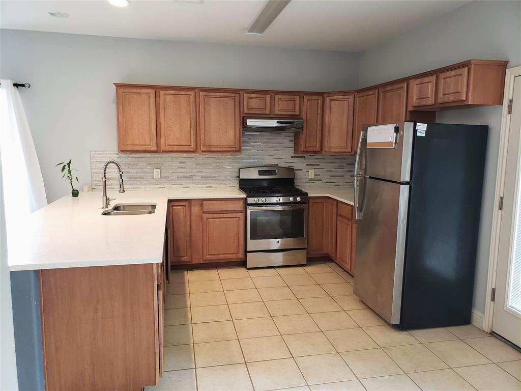 7304 Grand Canyon Dr Property Photo 4