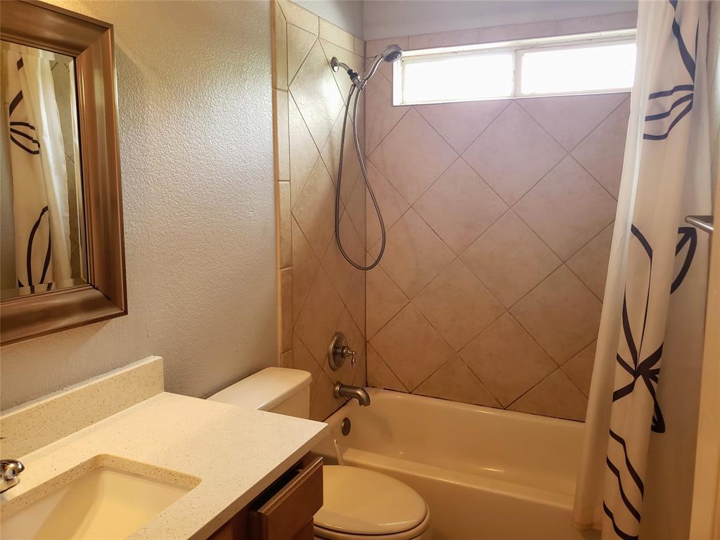 7304 Grand Canyon Dr Property Photo 10